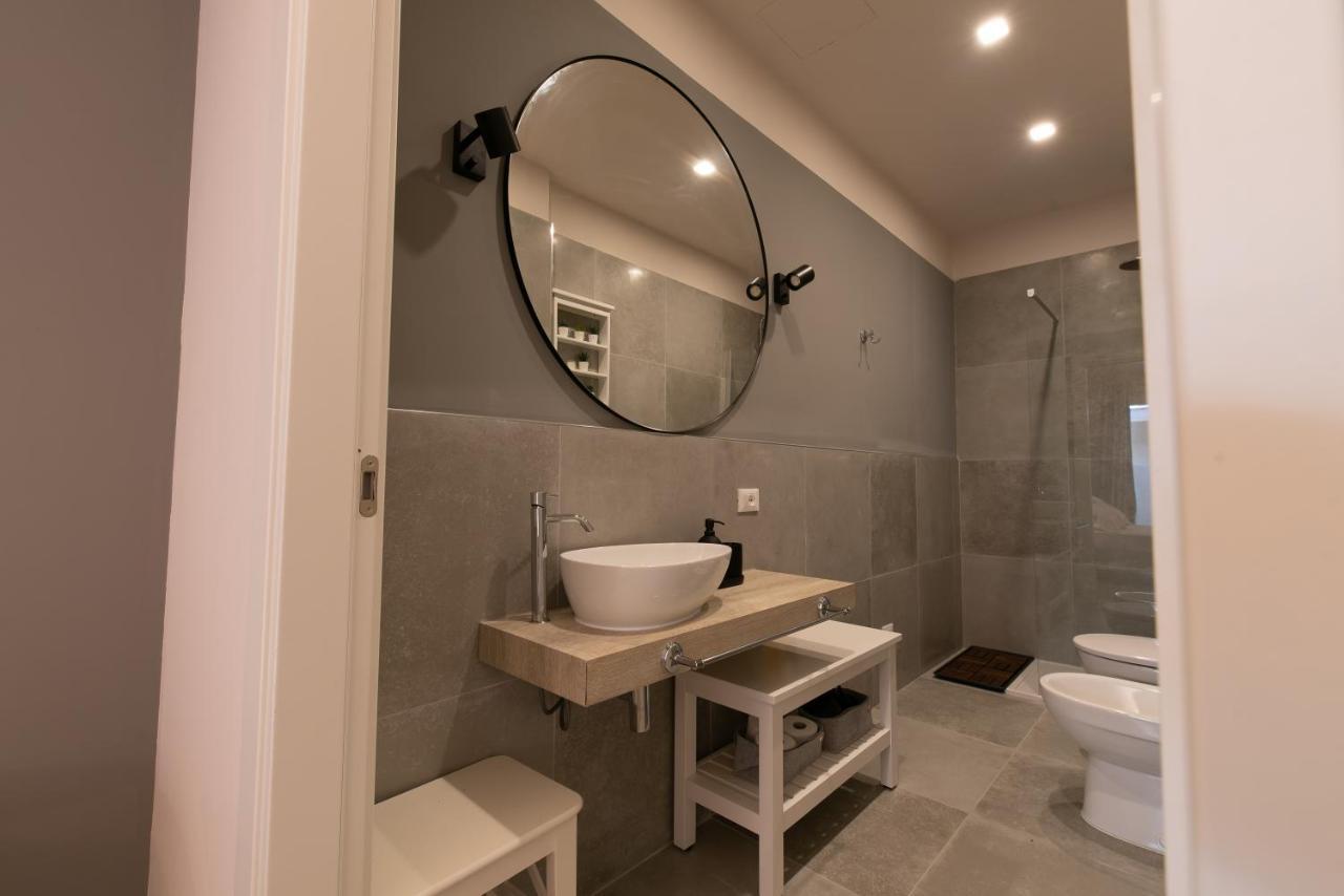Tenuta Tre Gemme A Mare - Grey *